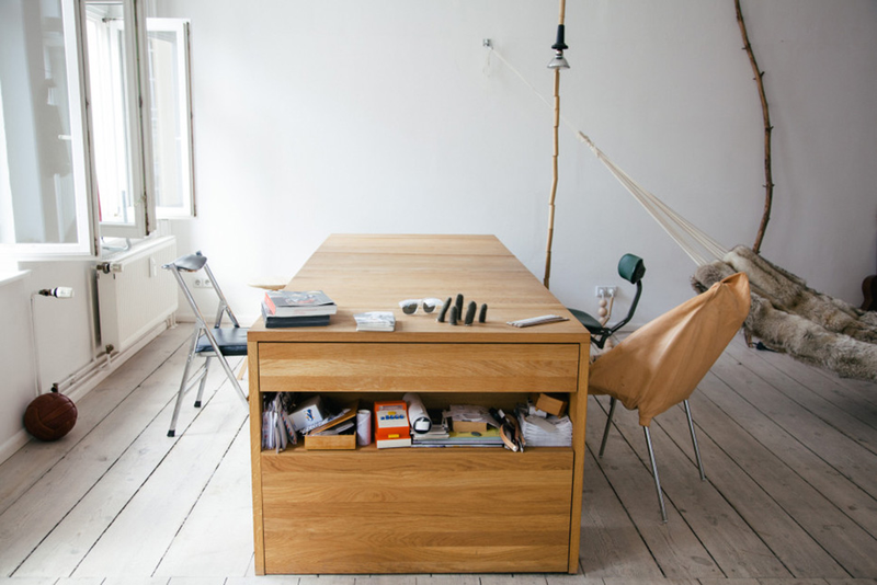 Illustration for article titled Screw Your Murphy Bed, This One Flips Over Into a Desk